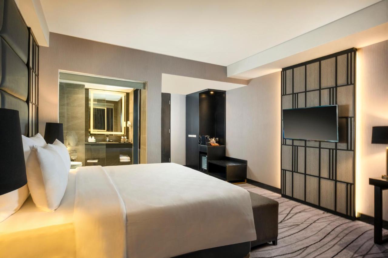 Grand Swiss-Belhotel Darmo Сурабая Екстериор снимка
