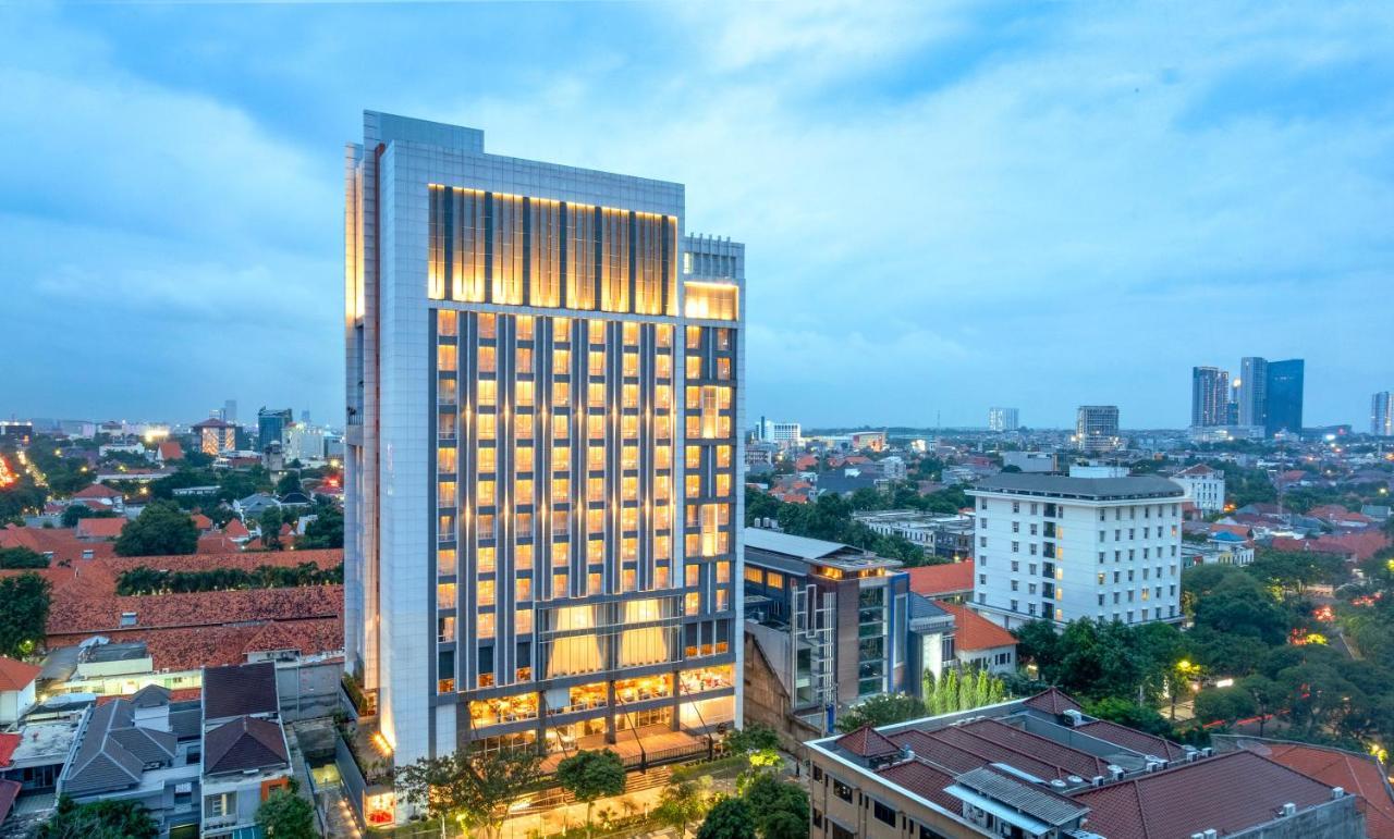 Grand Swiss-Belhotel Darmo Сурабая Екстериор снимка
