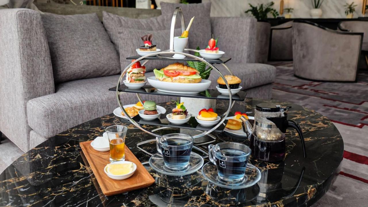 Grand Swiss-Belhotel Darmo Сурабая Екстериор снимка
