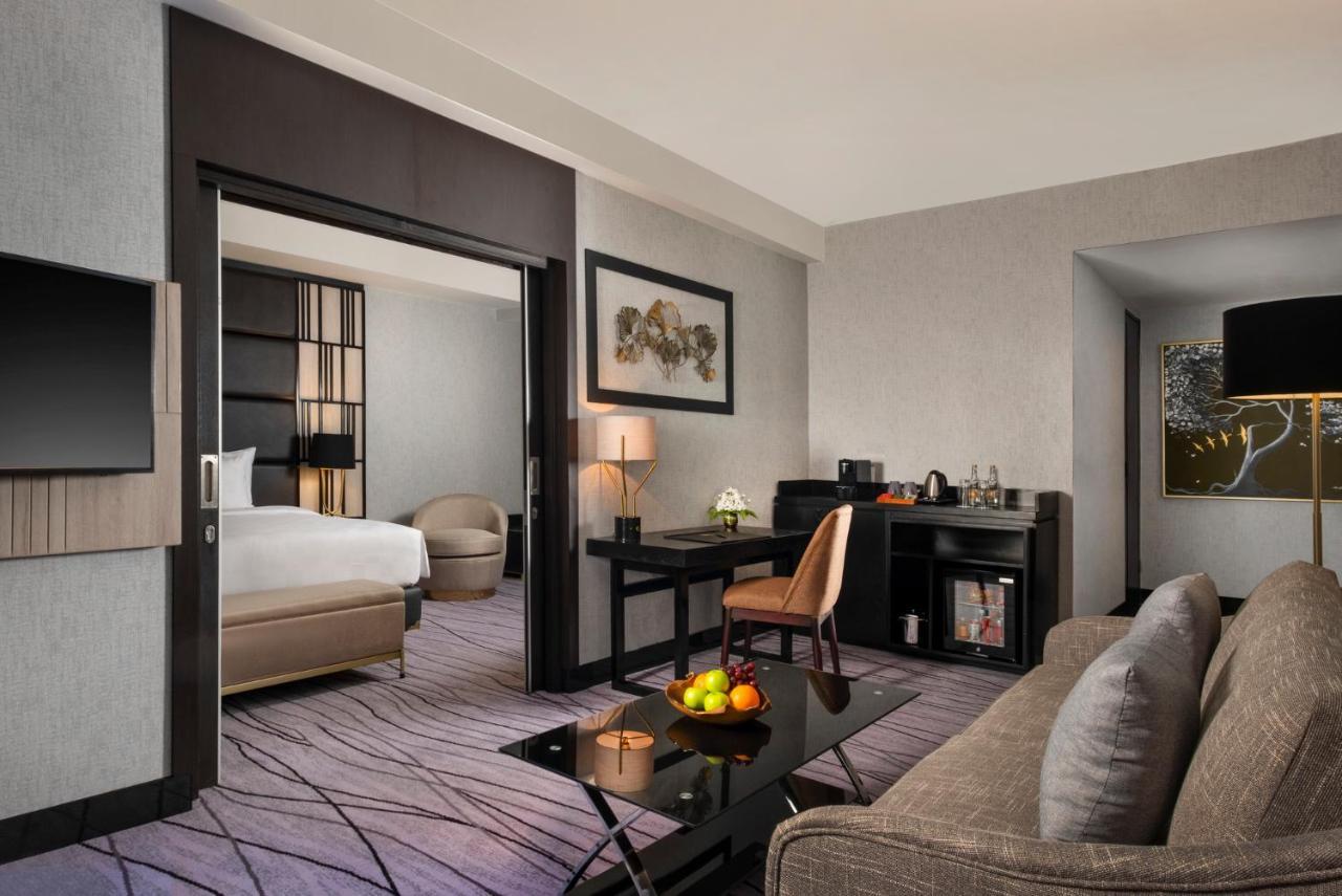Grand Swiss-Belhotel Darmo Сурабая Екстериор снимка