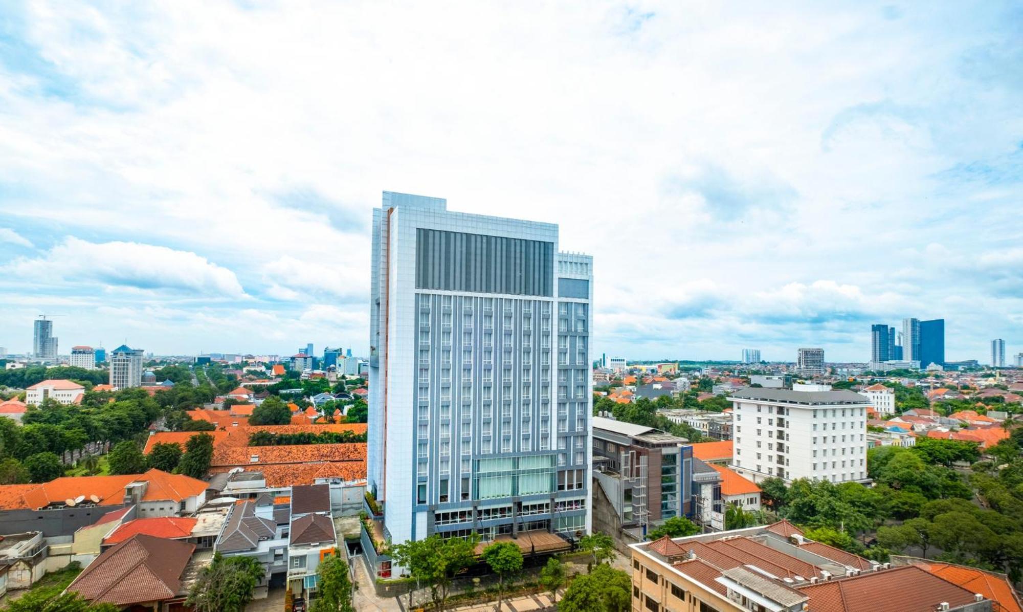 Grand Swiss-Belhotel Darmo Сурабая Екстериор снимка